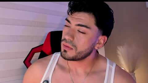 Alexander Diaz online show from April 15, 7:58 pm