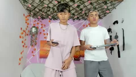 chicos hot online show from March 9, 12:10 am