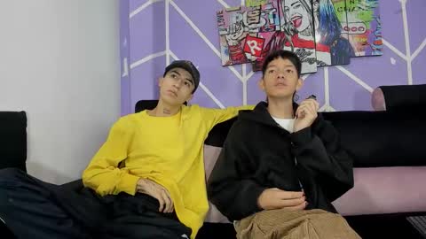 chicos hot online show from March 9, 1:27 pm