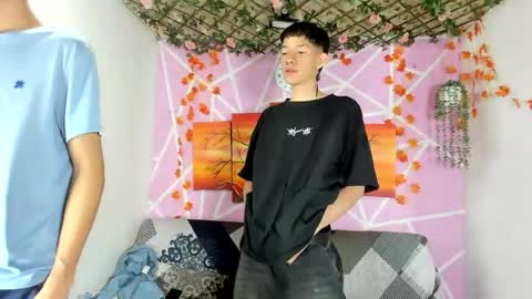 chicos hot online show from March 2, 1:54 am