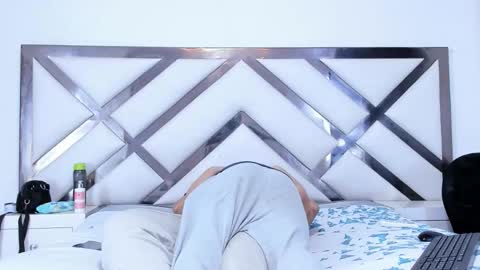 alexandmelyy online show from December 15, 12:01 pm