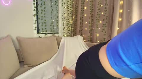 Alex online show from February 8, 5:16 pm