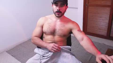 Snapshot of alexdimartino chatting on October 10, 1:33 am Alex Dimartino online show from October 10, 1:33 am