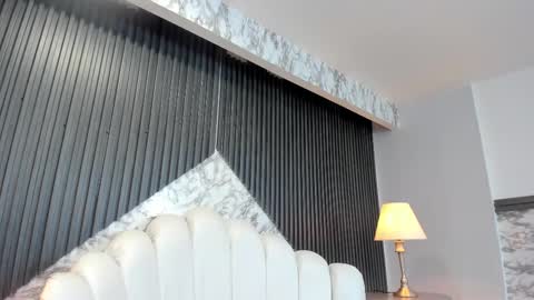 Alexiaa  Online 1430 to 2100 GMT-5 online show from February 25, 7:52 am