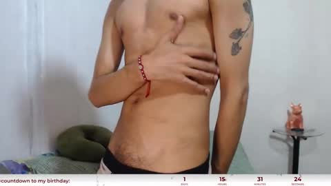 Alexis online show from December 19, 1:28 pm