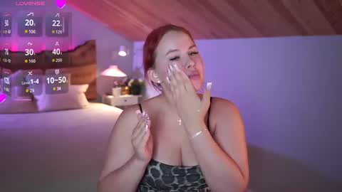 Alexis online show from July 21, 6:43 pm