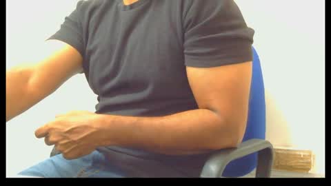 alexkerala84 online show from May 12, 12:14 pm