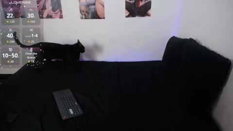 Alex mucci     online show from March 4, 7:55 pm