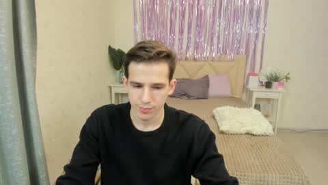 Dennis online show from February 26, 3:21 pm