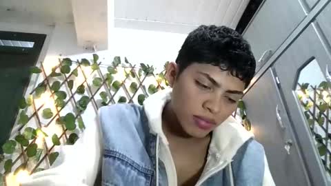 alexsexy1405 online show from December 18, 11:00 pm