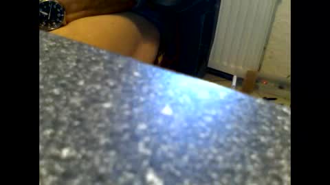 alexslut69 online show from October 1, 2:27 pm