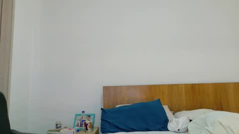 Alex online show from March 8, 2:04 am