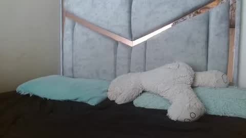 alex y luisa online show from November 1, 4:28 pm