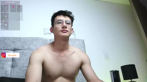 Alex online show from September 30, 11:26 pm