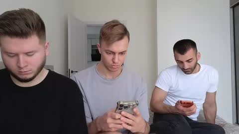 AlexDimaIgor online show from March 28, 8:49 am