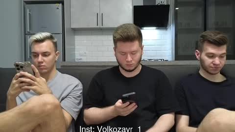 AlexDimaIgor online show from October 25, 1:11 pm