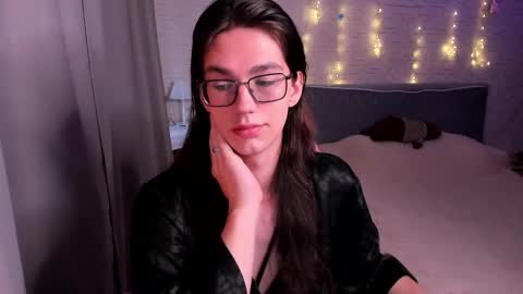 Alfreda online show from September 12, 10:17 am