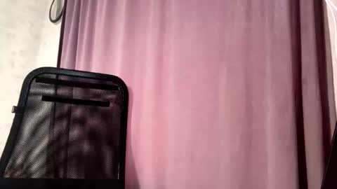 Alice online show from October 31, 9:32 am