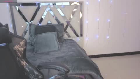 Carolina Join The Fan Club  online show from January 11, 2:17 am