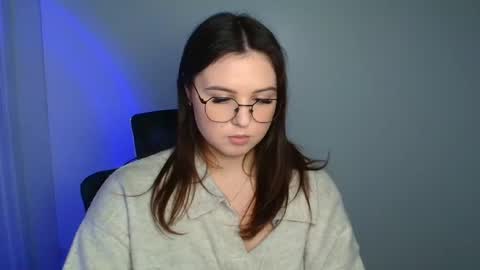 Alice online show from March 7, 8:25 am