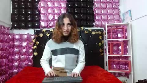 alice online show from March 9, 2:54 pm