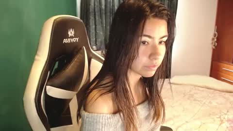 Alice online show from January 6, 7:07 pm