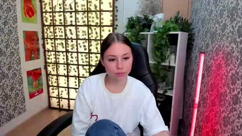 Alice online show from September 11, 1:51 am