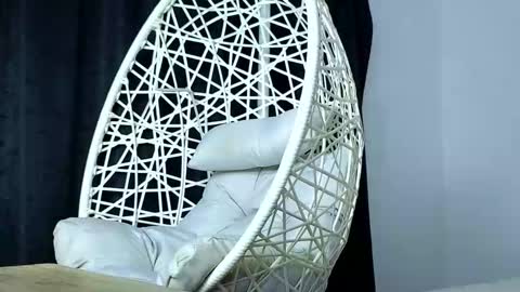 alice_summer1 online show from November 29, 6:10 am