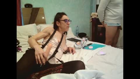 aliceanddave online show from March 11, 1:45 pm