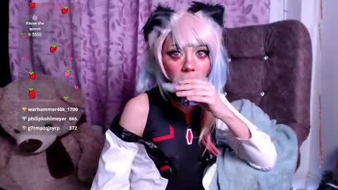 Snapshot of alicedang3r chatting on February 19, 4:55 am Alice  online show from February 19, 4:55 am