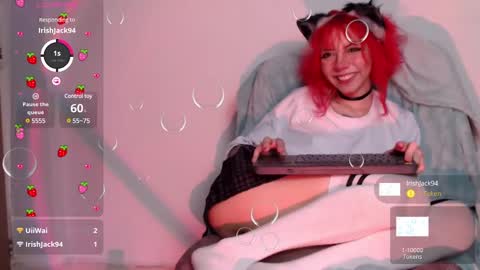 Snapshot of alicedang3r chatting on February 6, 1:05 am Alice  online show from February 6, 1:05 am