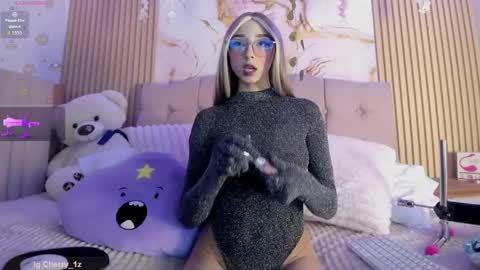  Aliice online show from March 25, 11:11 pm