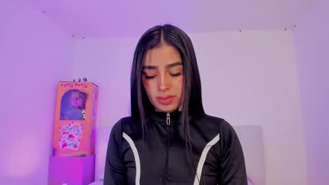 Alice  online show from September 18, 11:58 am