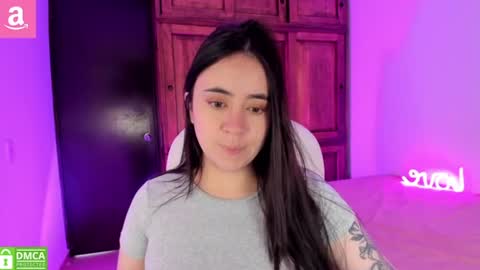 Aliceee  ..   97YP9VWGZHrefnav wishlist lists 1 online show from August 6, 8:18 pm