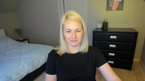 Alicee online show from November 28, 10:33 am