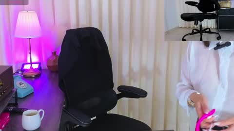 Aleja  online show from April 18, 12:07 pm