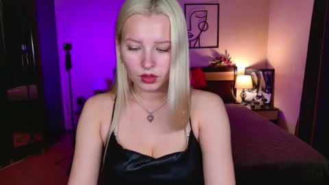 Alice online show from April 22, 11:17 am