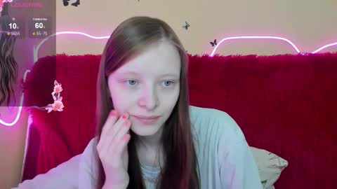 Alie online show from December 16, 5:25 am