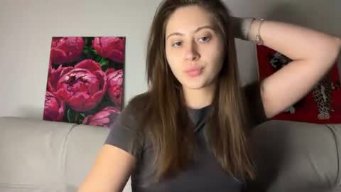 aliceinlustland online show from June 29, 6:07 pm