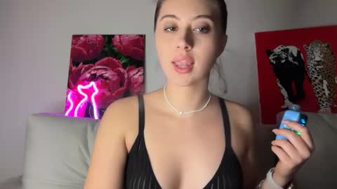 aliceinlustland online show from June 27, 8:26 pm