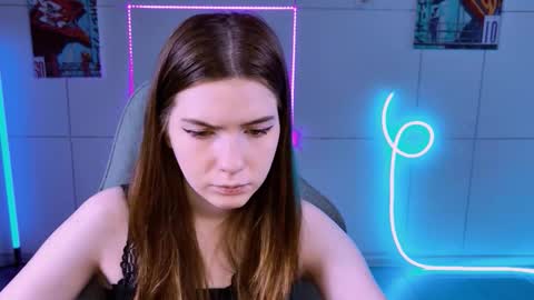 Alice online show from September 18, 5:33 am