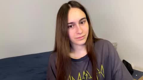 alicekollt online show from April 21, 2:04 am