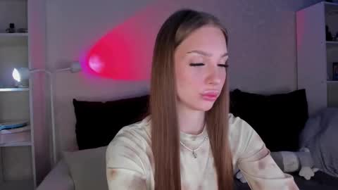 Alice online show from November 13, 3:20 am