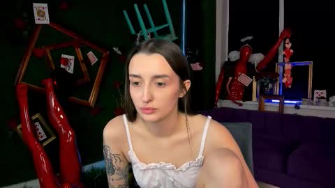 Alice online show from February 13, 1:47 pm