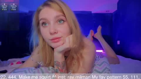 Alice  online show from October 30, 1:44 pm