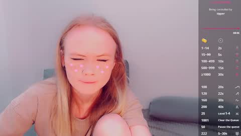 Alice online show from April 25, 4:36 am