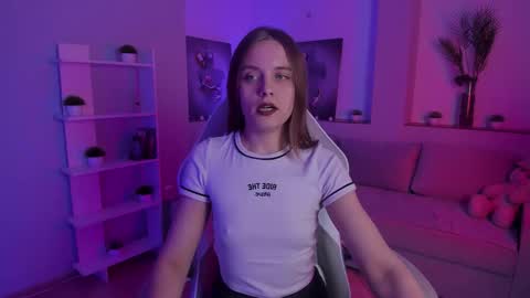 Alice online show from November 5, 2:35 am