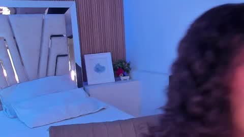 Alicestevens online show from July 15, 1:05 pm