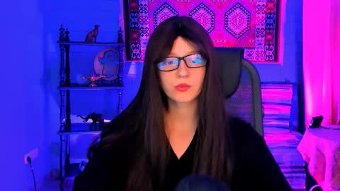 Snapshot of alicewelch_ chatting on October 22, 12:07 pm alicewelch_ online show from October 22, 12:07 pm