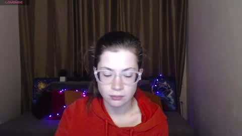 Alicia online show from March 9, 6:21 pm